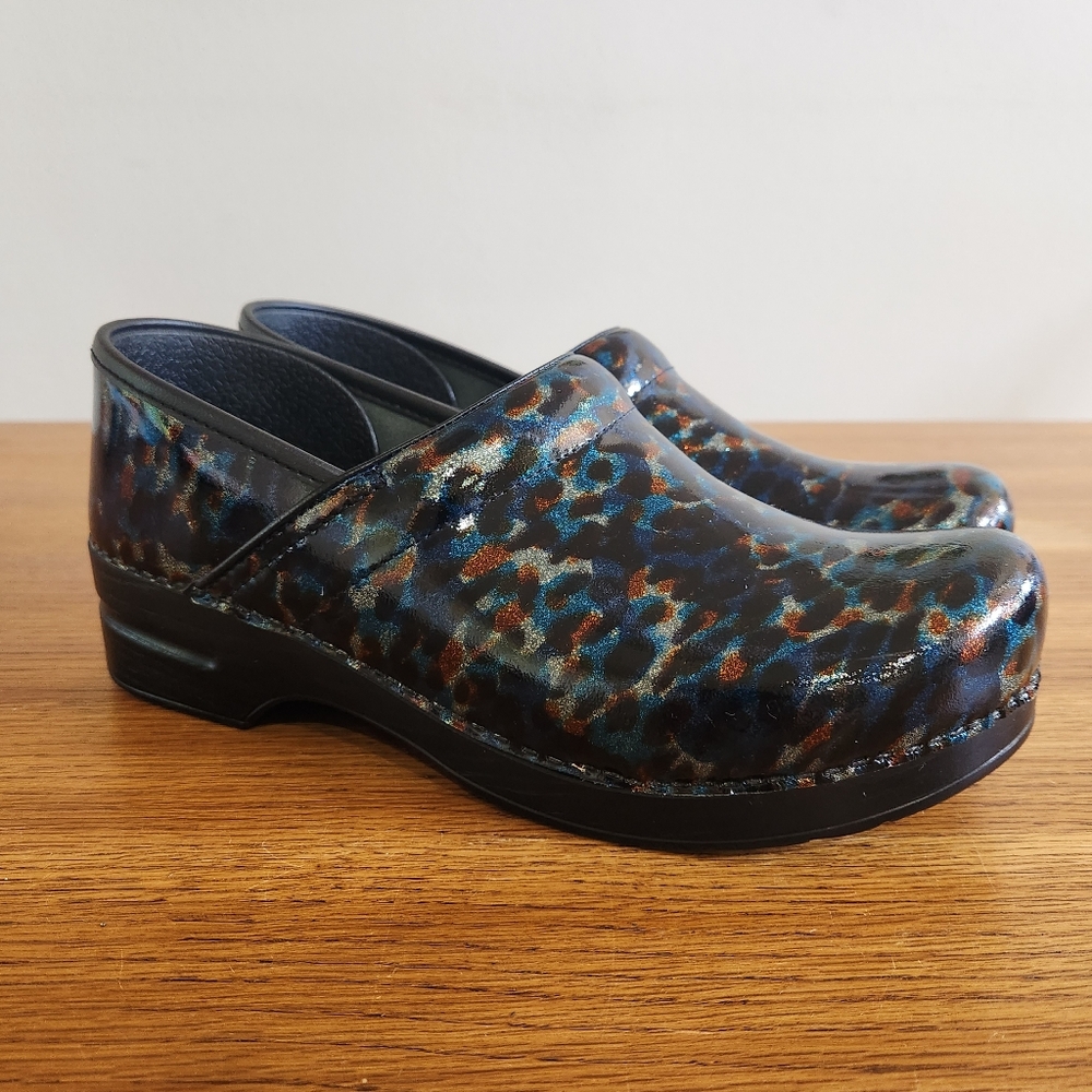 Dansko Classic Clogs Size 42 Patent Blue Silver Bronze Black Spot Leopard